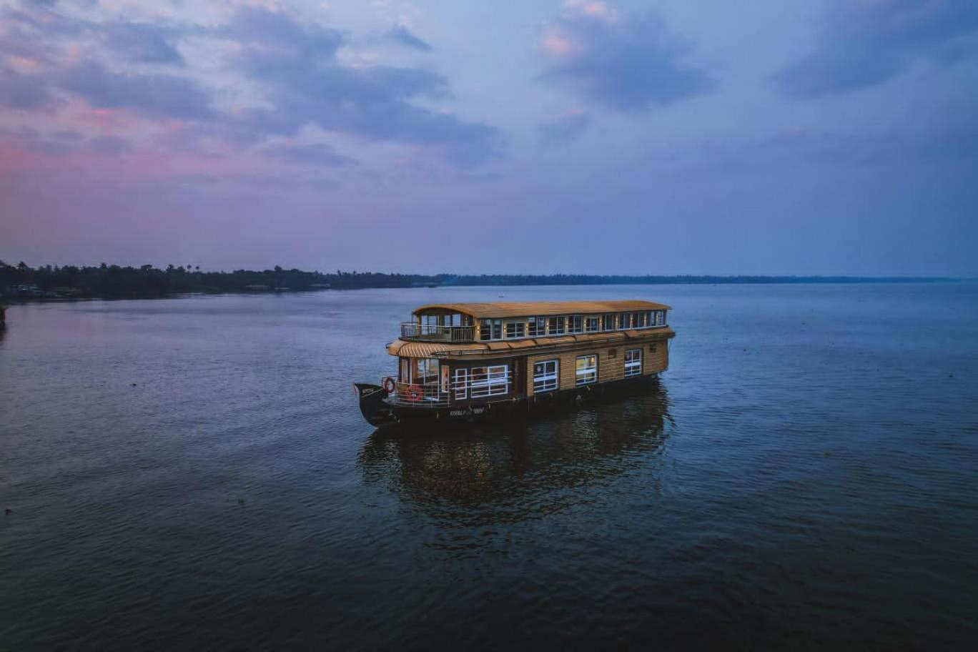 Venice Premium Houseboats Alleppey Alappuzha Exterior foto