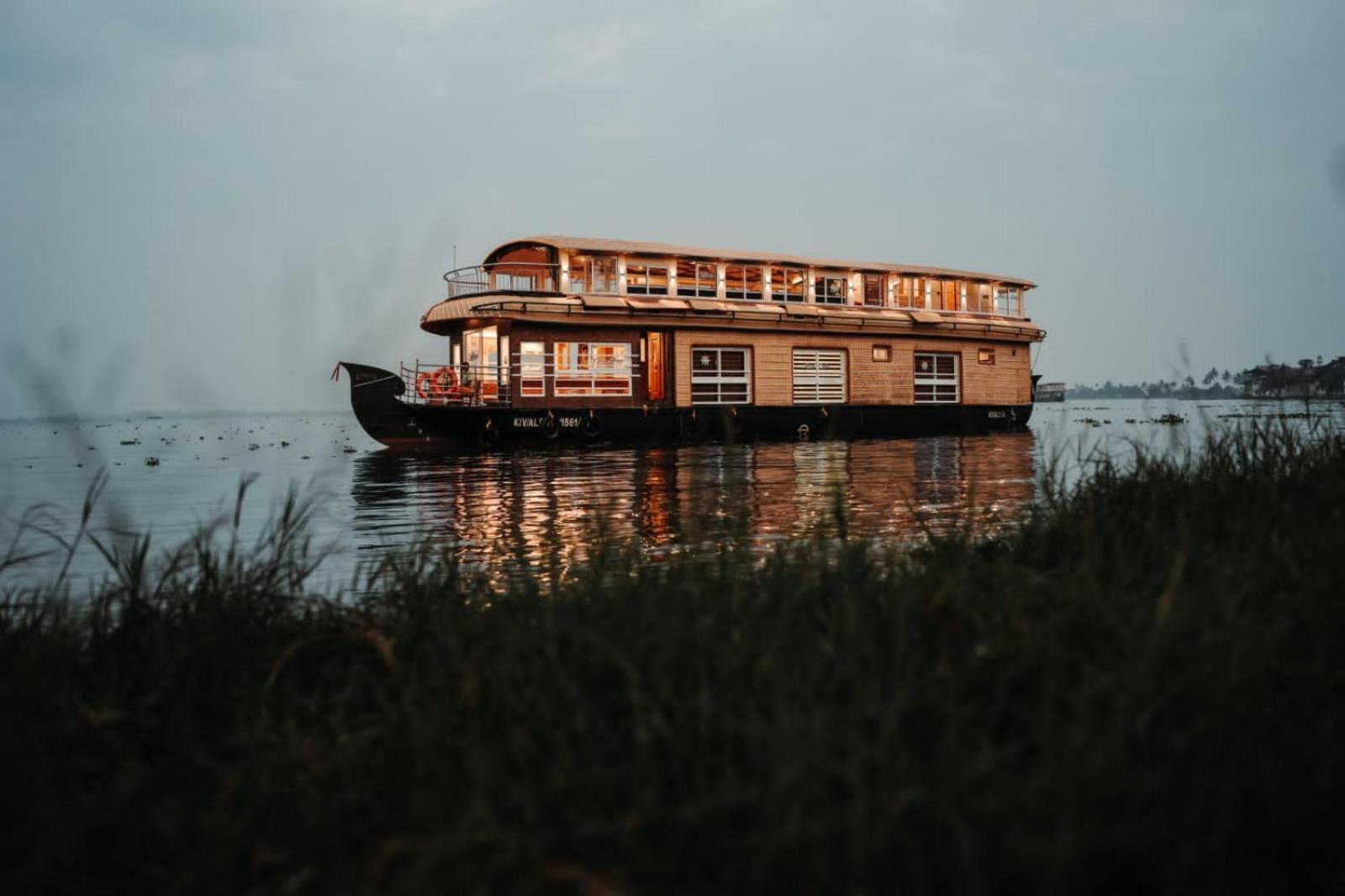 Venice Premium Houseboats Alleppey Alappuzha Exterior foto